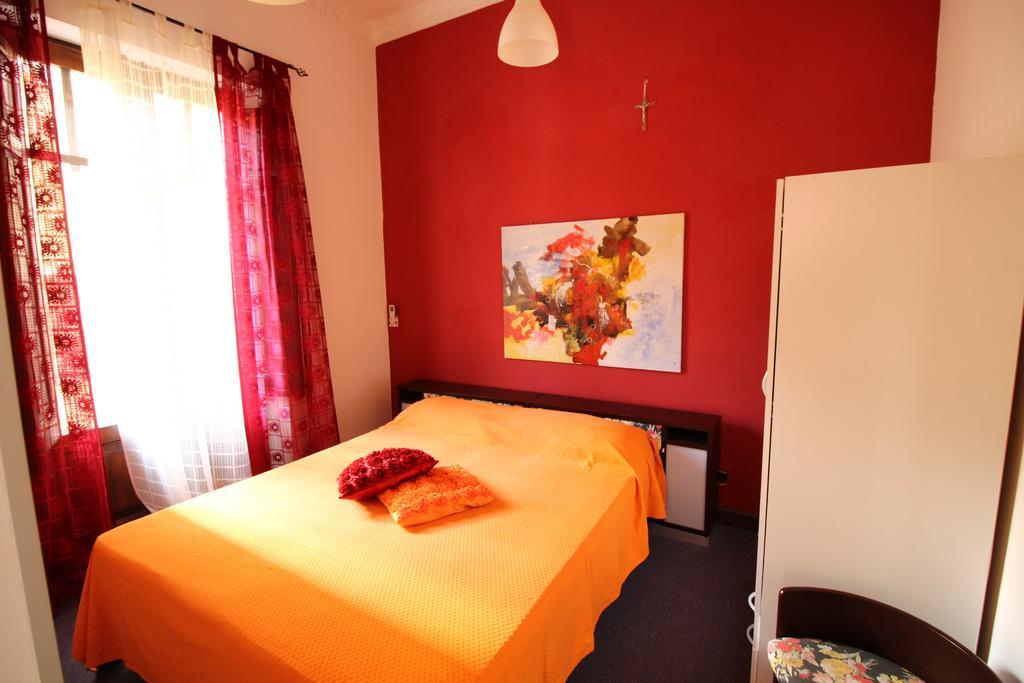 Bovio Guest House Кастелламмаре-дель-Гольфо Екстер'єр фото