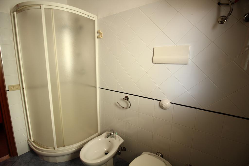 Bovio Guest House Кастелламмаре-дель-Гольфо Екстер'єр фото