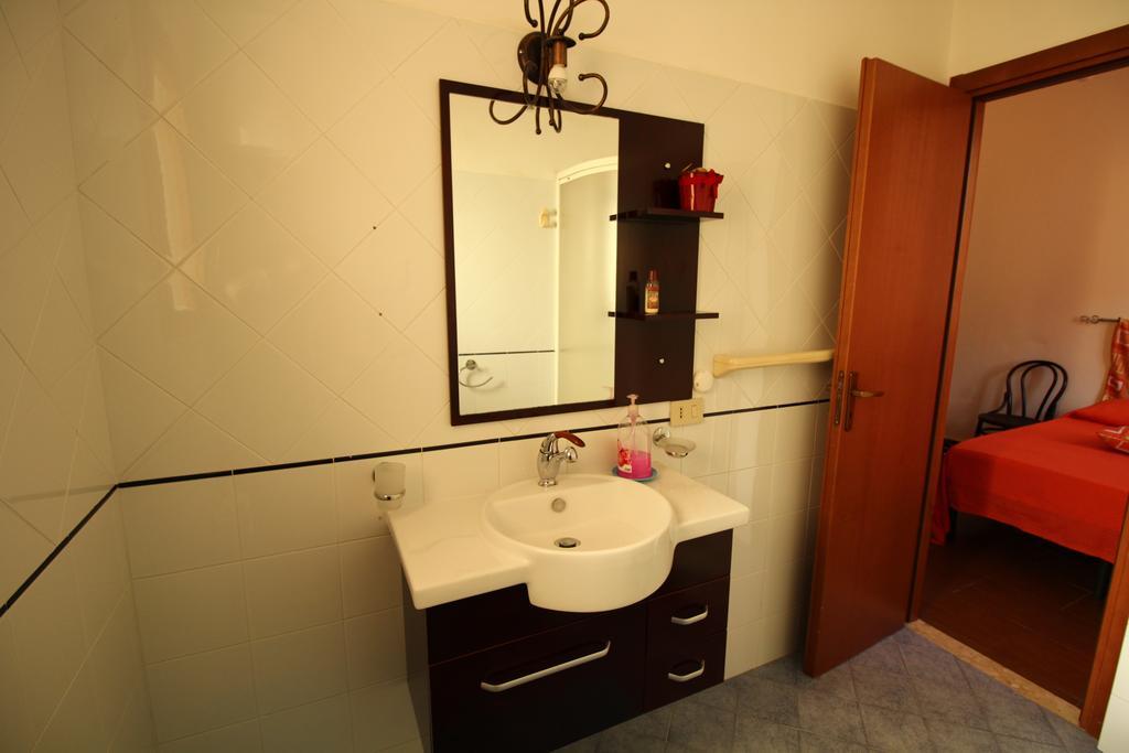 Bovio Guest House Кастелламмаре-дель-Гольфо Екстер'єр фото